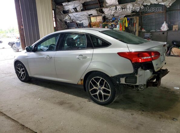 1FADP3H23HL237974 2017 FORD FOCUS Silver Trasero izquierdo