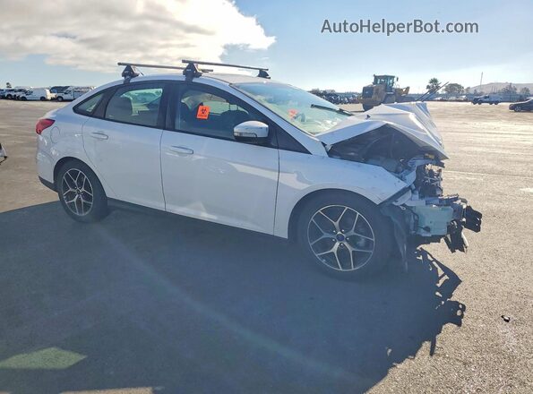 1FADP3H23HL333443 2017 FORD FOCUS White Передня права чверть