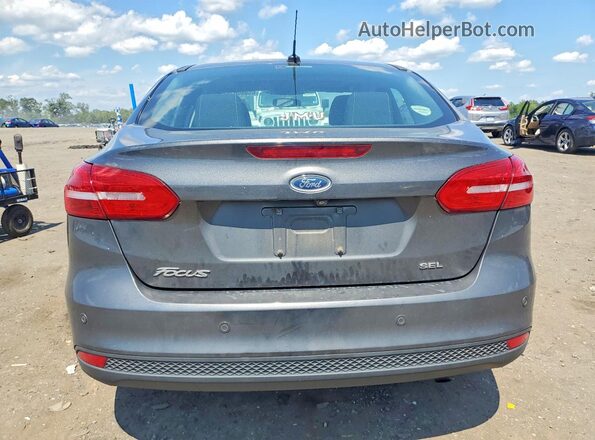 1FADP3H25HL256378 2017 FORD FOCUS Gray Rear view