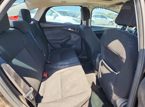 1FADP3H26JL217482 2018 FORD FOCUS Black უკანა სავარძლების ხედი