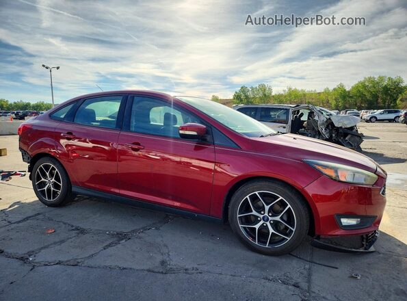 1FADP3H28HL346432 2017 FORD FOCUS Red Front right