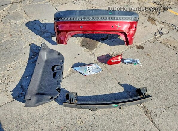1FADP3H28HL346432 2017 FORD FOCUS Red Engine compartment view