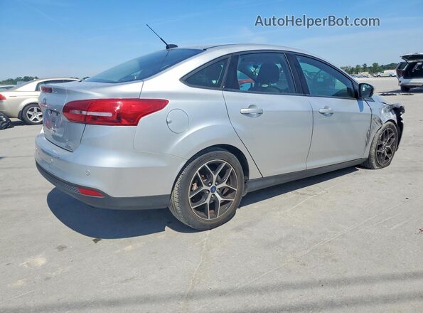 1FADP3H28JL202871 2018 FORD FOCUS Silver Tył prawy