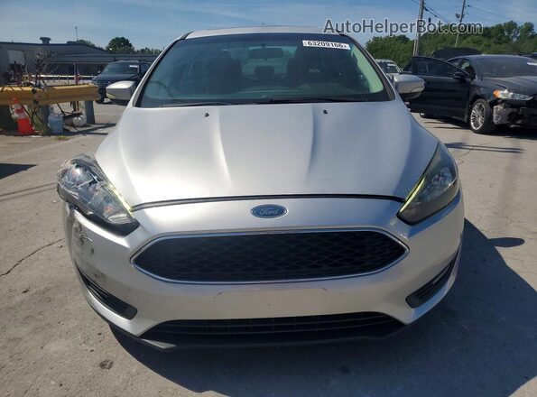 1FADP3H28JL202871 2018 FORD FOCUS Silver Widok z przodu