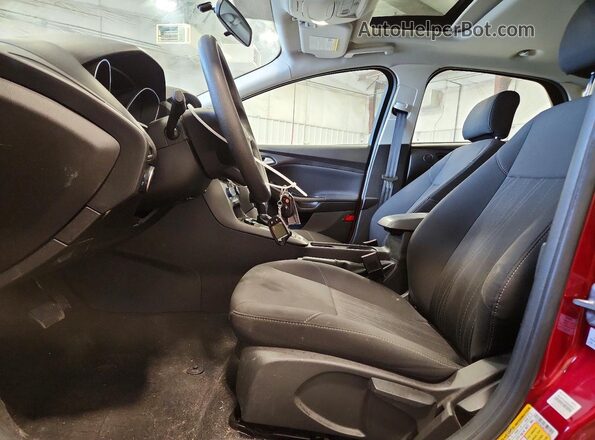 1FADP3H29HL221052 2017 FORD FOCUS Red Vista interior delantera