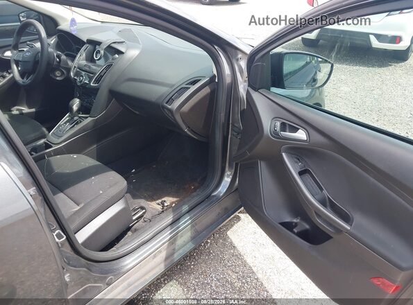 1FADP3H29HL262474 2017 FORD FOCUS Gray Front interior view