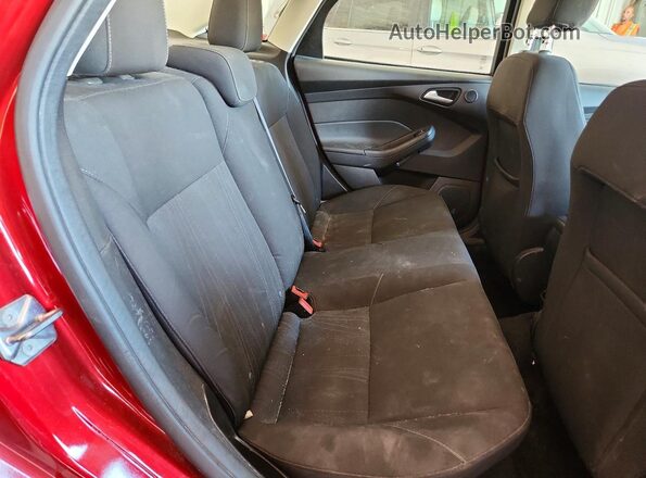 1FADP3H29HL302391 2017 FORD FOCUS Maroon Vista de los asientos traseros