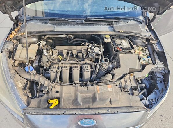 1FADP3H29HL332829 2017 FORD FOCUS Silver Вид задньої частини салону