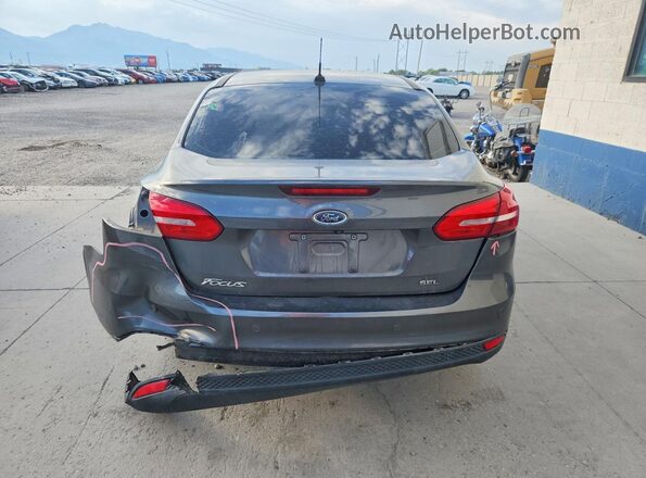 1FADP3H29HL332829 2017 FORD FOCUS Silver Вид ззаду