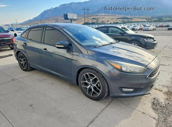 1FADP3H29HL332829 2017 FORD FOCUS Silver Передня права чверть