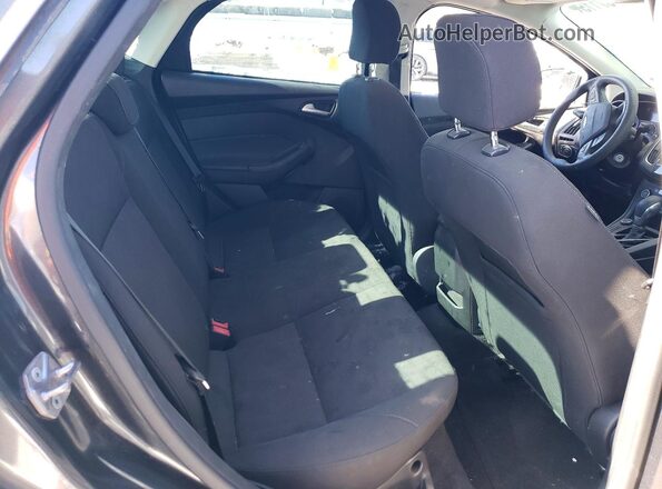 1FADP3H29HL337870 2017 FORD FOCUS Gray Widok tylnych siedzeń