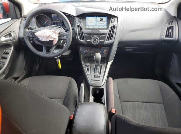 1FADP3H29JL303367 2018 FORD FOCUS Оранжевый Вид панели приборов