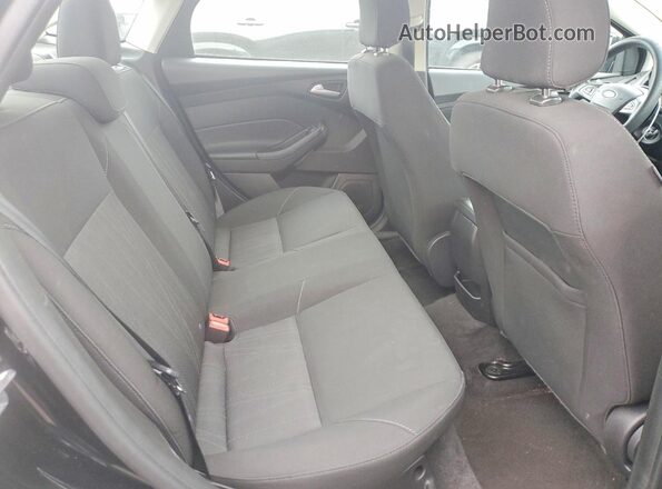 1FADP3H2XJL227061 2018 FORD FOCUS Black უკანა სავარძლების ხედი