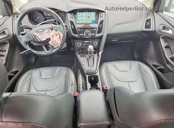 1FADP3J20JL269250 2018 FORD FOCUS White Widok deski rozdzielczej