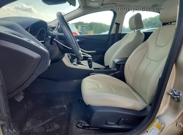 1FADP3J21HL321902 2017 FORD FOCUS Желто-коричневый Вид салона спереди