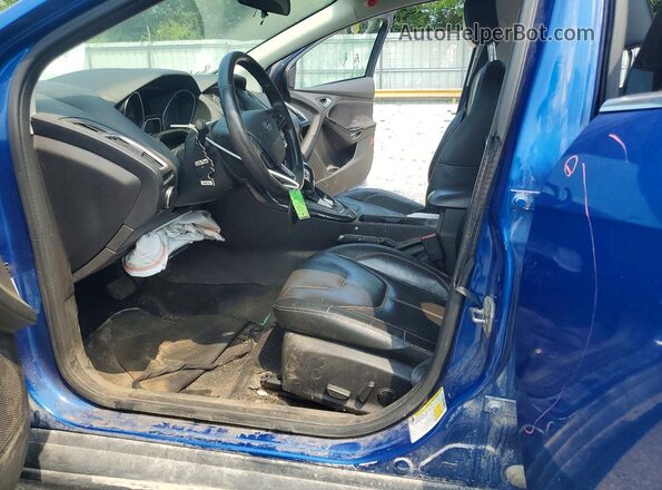 1FADP3J21JL239075 2018 FORD FOCUS Blue Widok wnętrza z przodu