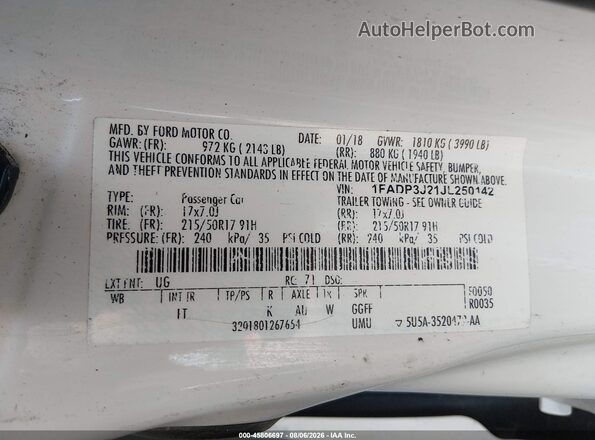 1FADP3J21JL250142 2018 FORD FOCUS Белый Вид подкапотного пространства