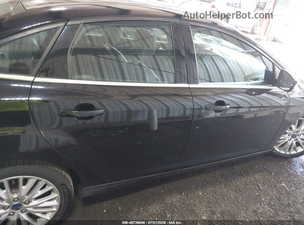 1FADP3J22HL329569 2017 FORD FOCUS Black უკანა სალონის ხედი