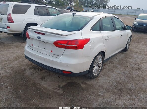 1FADP3J24JL314934 2018 FORD FOCUS White Rear right