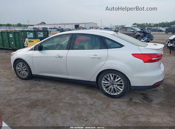 1FADP3J24JL314934 2018 FORD FOCUS White 