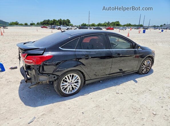 1FADP3J27JL294307 2018 FORD FOCUS Black Rear right