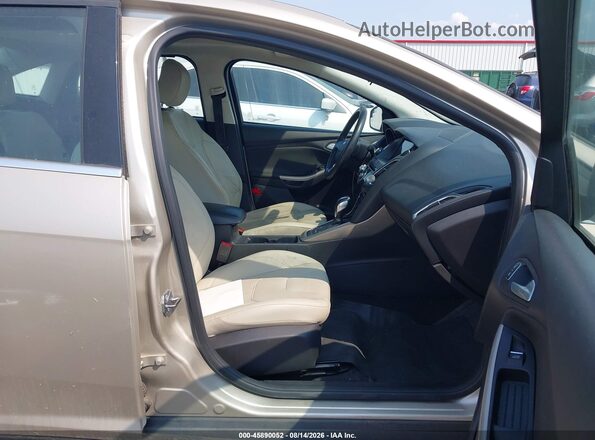 1FADP3J29HL288292 2017 FORD FOCUS Champagne წინა სალონის ხედი
