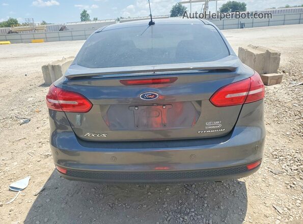 1FADP3J2XHL268357 2017 FORD FOCUS Silver უკანა ხედი