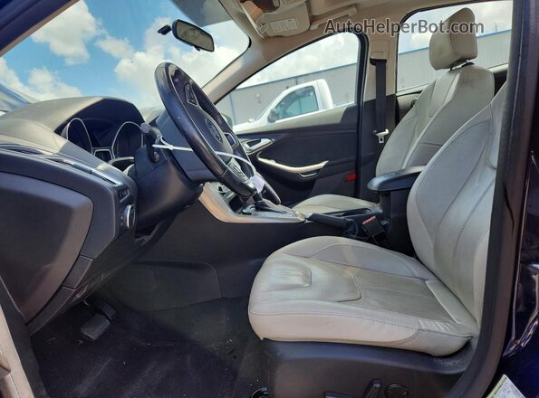 1FADP3J2XHL268360 2017 FORD FOCUS Blue Widok wnętrza z przodu