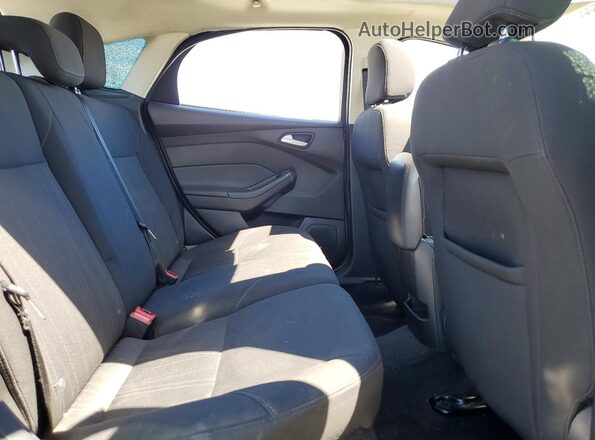 1FADP3K20GL234683 2016 FORD FOCUS Gray 