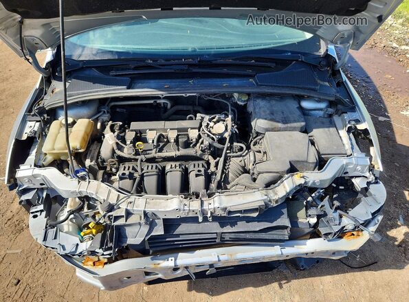 1FADP3K20GL338168 2016 FORD FOCUS Silver Widok wnętrza z tyłu
