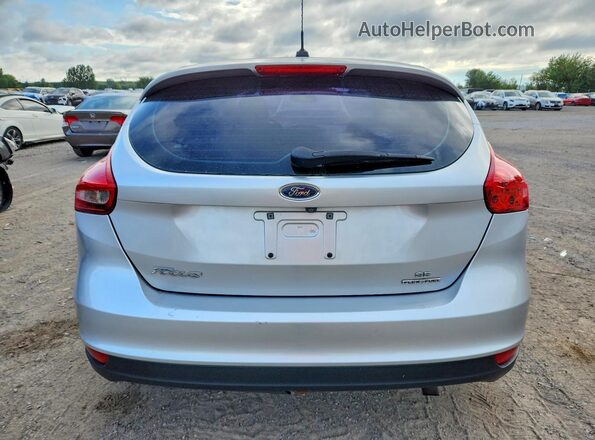 1FADP3K20GL353768 2016 FORD FOCUS Silver Вид ззаду