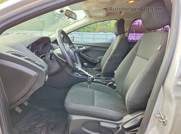 1FADP3K20GL353768 2016 FORD FOCUS Silver Вид салону спереду