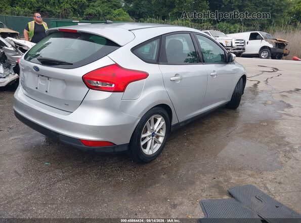 1FADP3K20GL357111 2016 FORD FOCUS Silver Задня права чверть