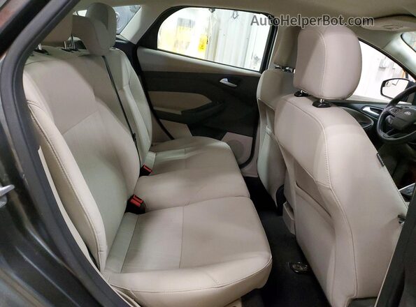 1FADP3K20GL363426 2016 FORD FOCUS Gray უკანა სალონის ხედი