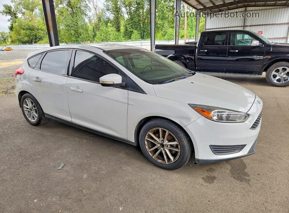 1FADP3K20HL246544 2017 FORD FOCUS White Delantero derecho