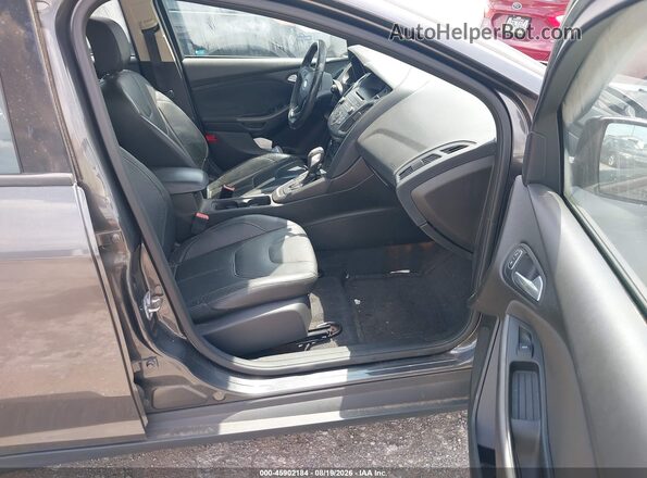 1FADP3K21GL240539 2016 FORD FOCUS Gray წინა სალონის ხედი