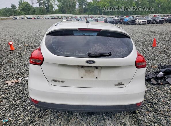 1FADP3K21GL258538 2016 FORD FOCUS White Հետևի տեսք