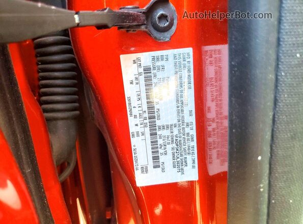 1FADP3K21JL302075 2018 FORD FOCUS Red ძრავის განყოფილების ხედი