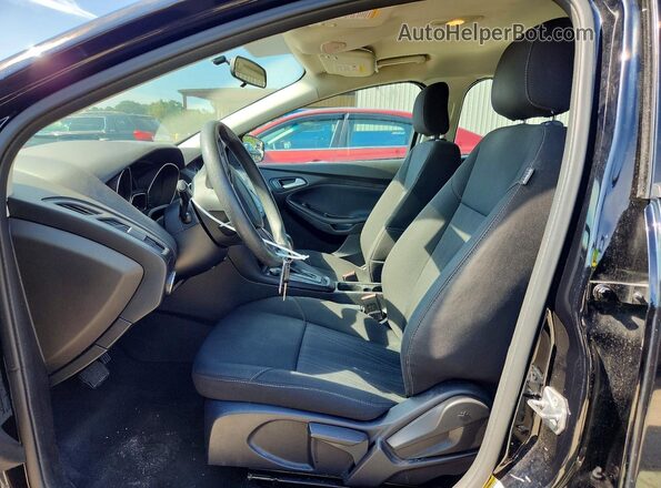 1FADP3K21JL313027 2018 FORD FOCUS Black Front interior view