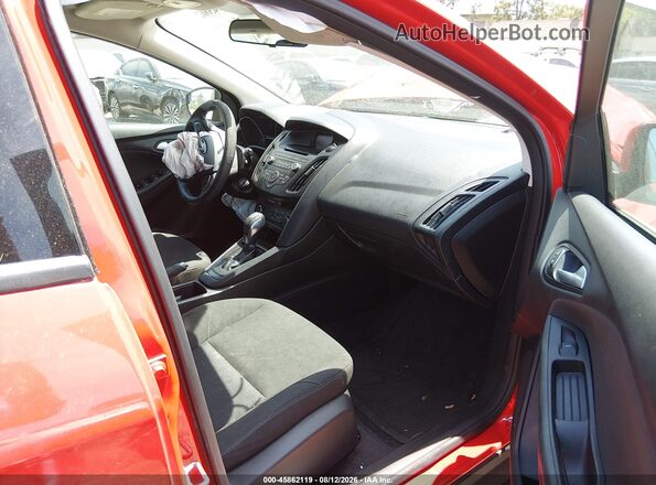 1FADP3K22GL272657 2016 FORD FOCUS Red Սալոնի դիմացի տեսք