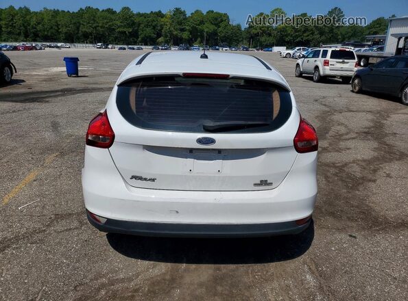 1FADP3K22GL291094 2016 FORD FOCUS Белый Вид сзади