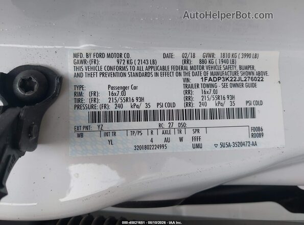 1FADP3K22JL276022 2018 FORD FOCUS White Vista del compartimento del motor