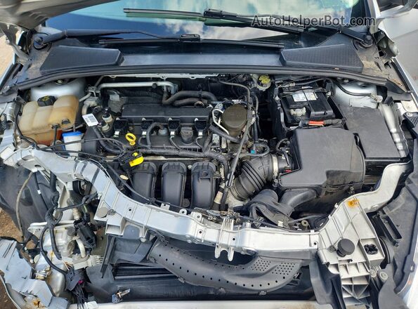 1FADP3K23GL226500 2016 FORD FOCUS Silver Rear interior view