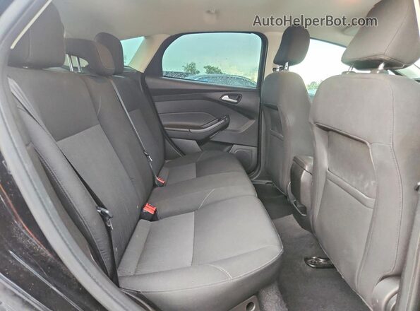 1FADP3K23GL379250 2016 FORD FOCUS Black Вид задніх сидінь