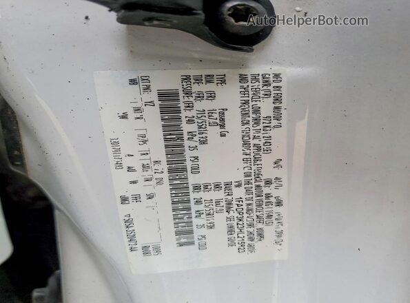 1FADP3K23HL215823 2017 FORD FOCUS White Vista del compartimento del motor
