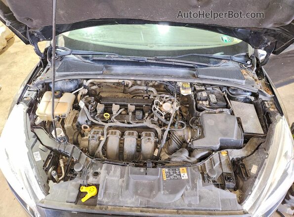 1FADP3K23HL295012 2017 FORD FOCUS Black Rear interior view