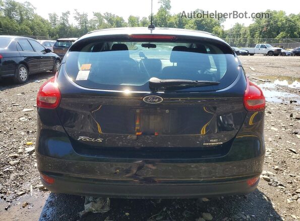 1FADP3K24GL242494 2016 FORD FOCUS Черный Вид сзади