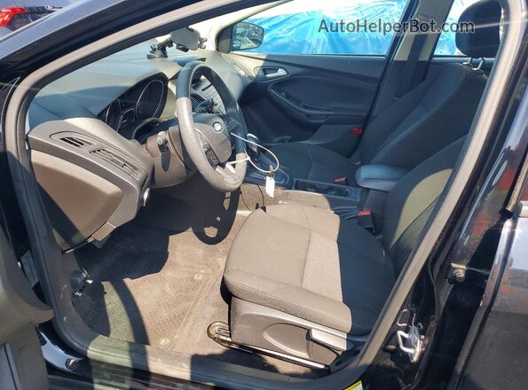1FADP3K24GL242494 2016 FORD FOCUS Черный Вид салона спереди