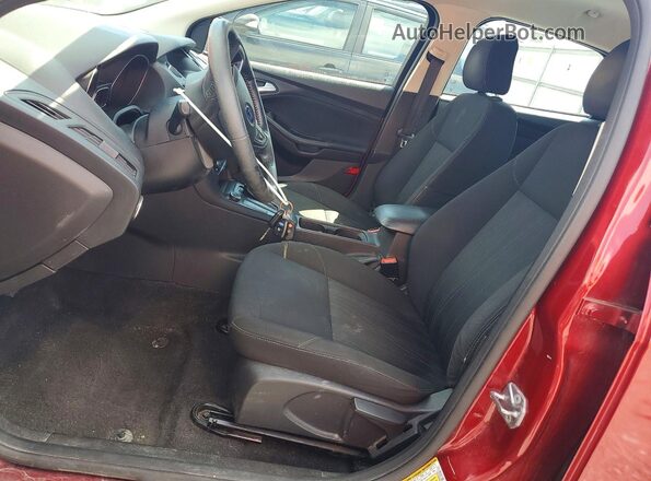 1FADP3K24HL240925 2017 FORD FOCUS Red Front interior view
