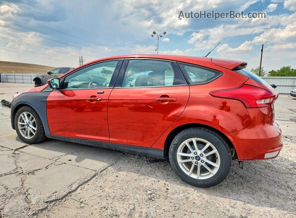 1FADP3K24JL312521 2018 FORD FOCUS Красный Задняя левая четверть